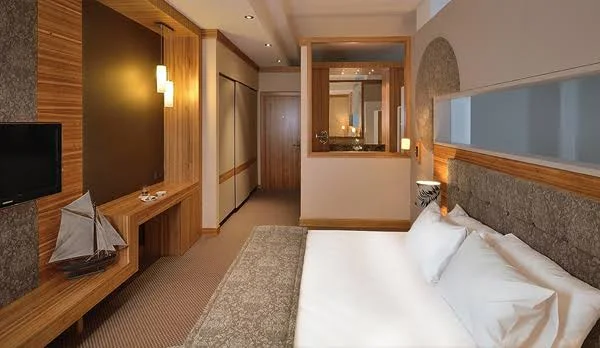 Hotel Furniture Repair Services